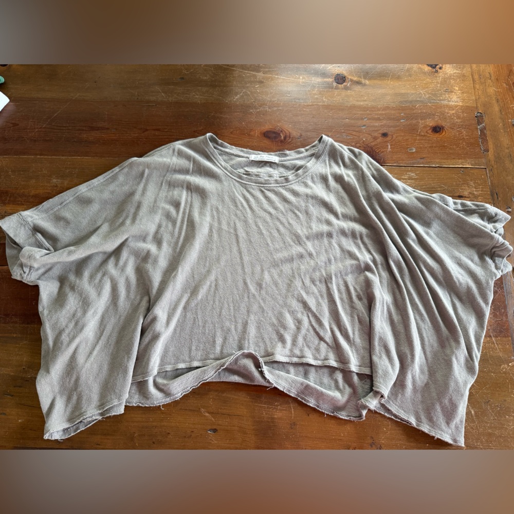 Light colored t shirt